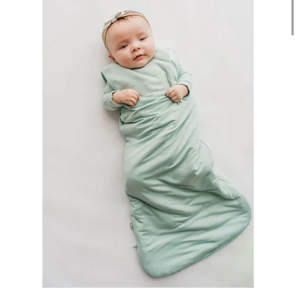 Kyte Baby -  Sleep Bag 1.0 Tog in Sage 6-18 Wearable  Sage NWT
